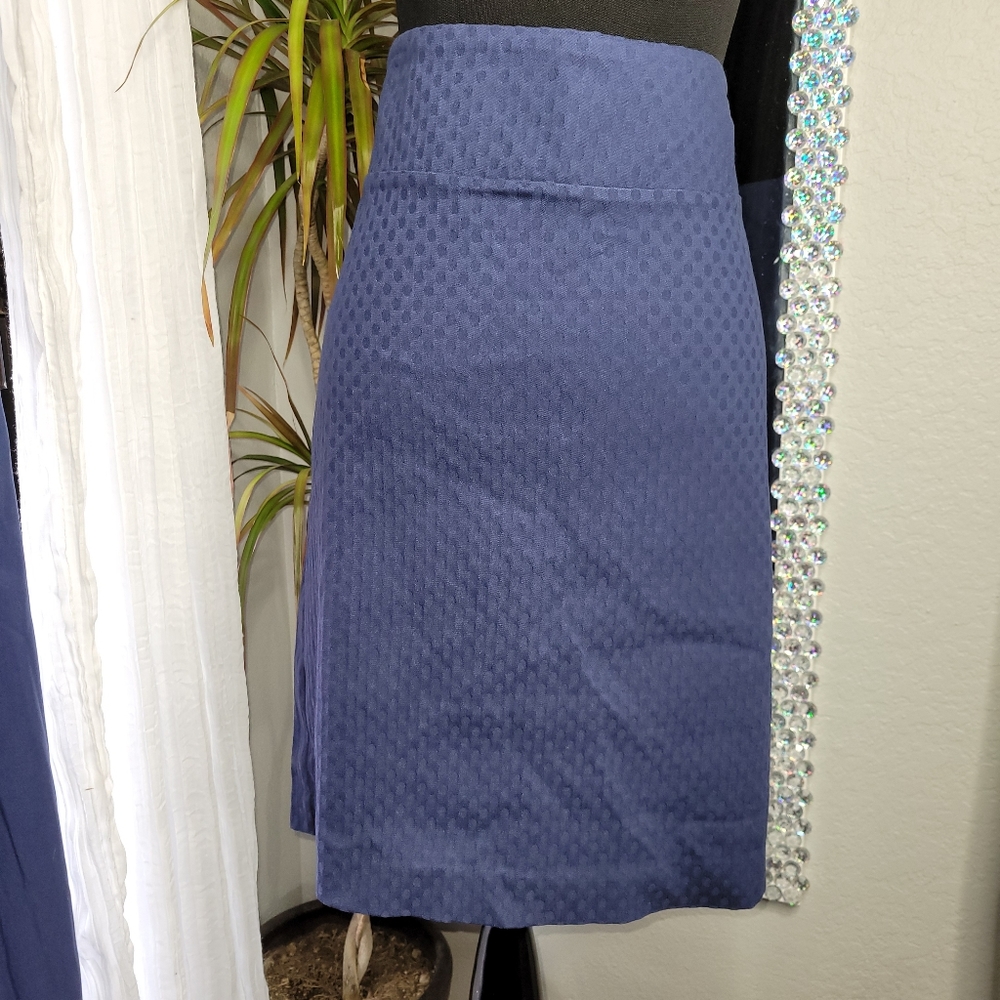 Margaret M textured pencil NWOT